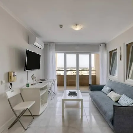 Ocean View! 2-bedroom Cosy Portimao