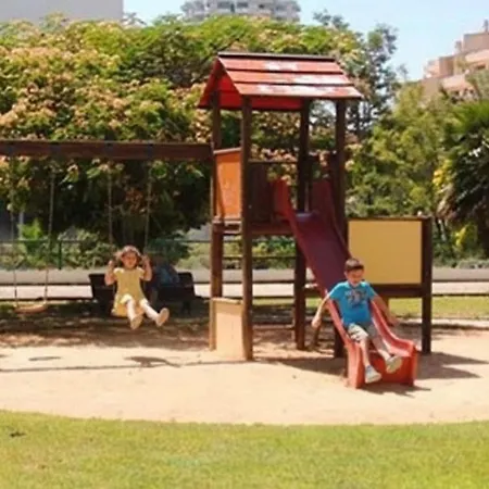 Ocean View! 2-bedroom Cosy *